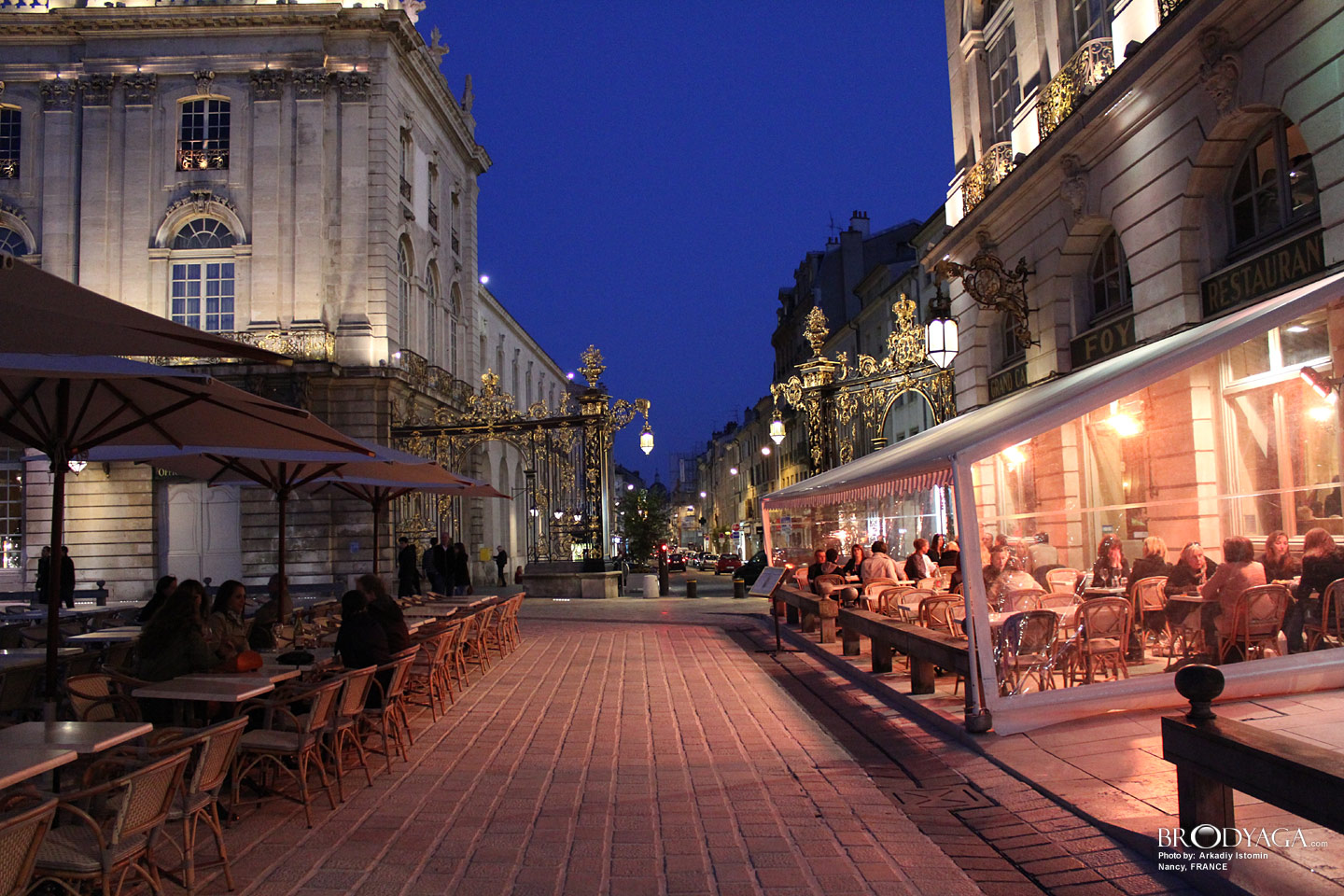 Place Stanislas by night